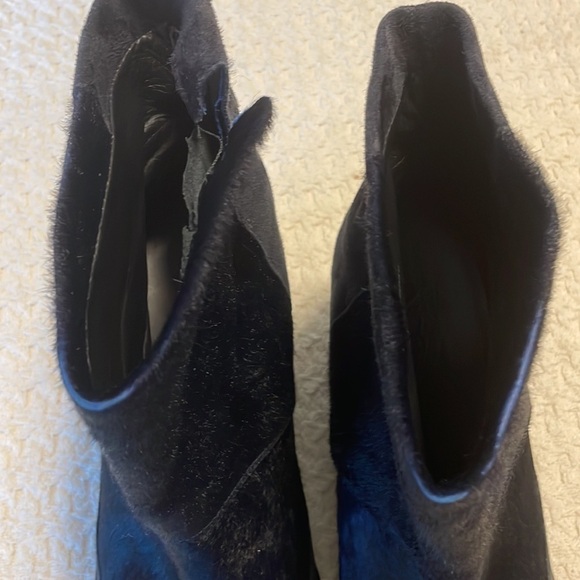 VINCE Pony Hair Black Suede Ankle Boots - Picture 7 of 7